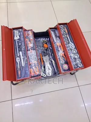 85pcs Mechanical Toolbox in Portable Metal Toolbox