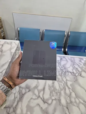 New Samsung Galaxy Z Fold 5 256 GB Black