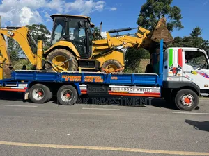 Low Loader/ Flat Bed Services