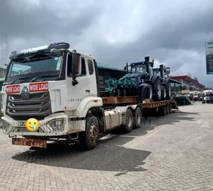 Low Loader/ Flat Bed Services