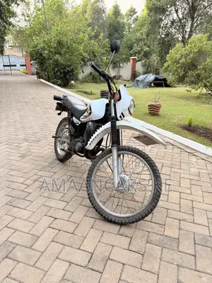 Yamaha DT125 2005 White