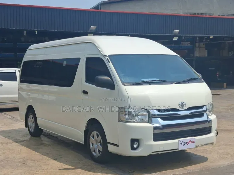 Toyota Granace 2019
