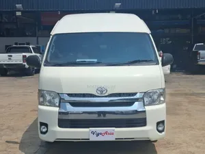 Toyota Granace 2019