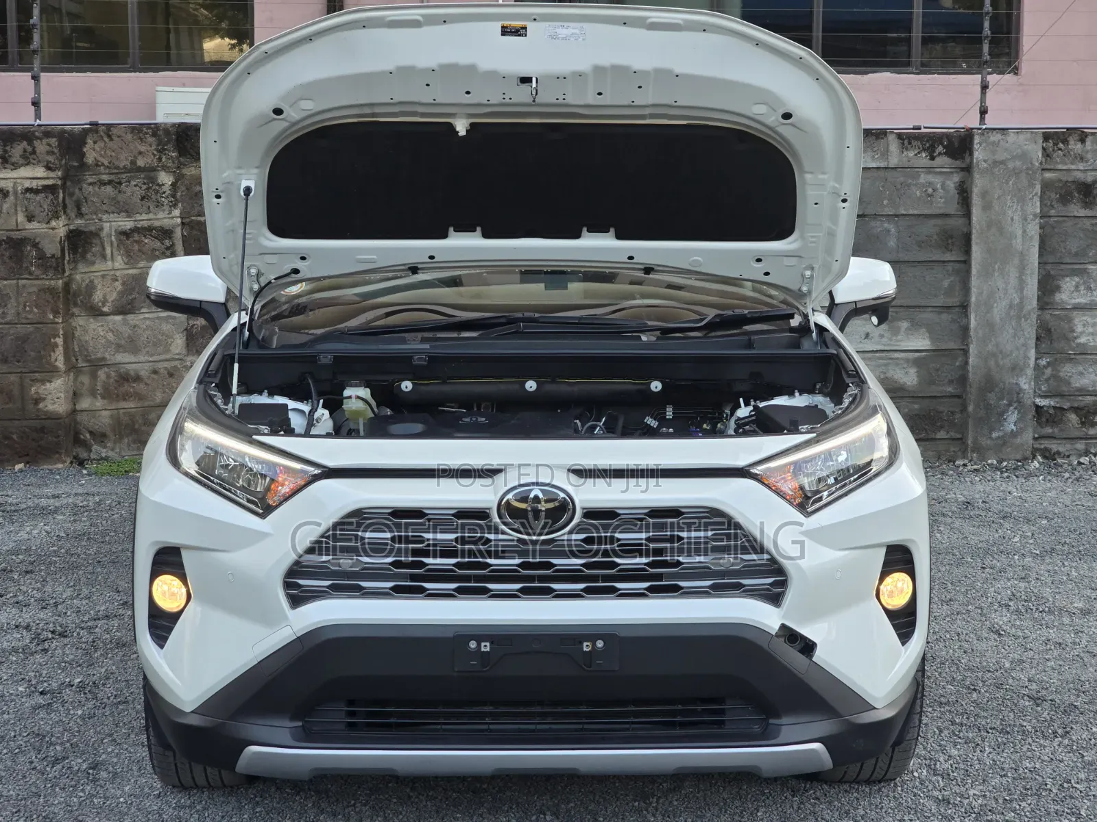 Toyota RAV4 2020 White