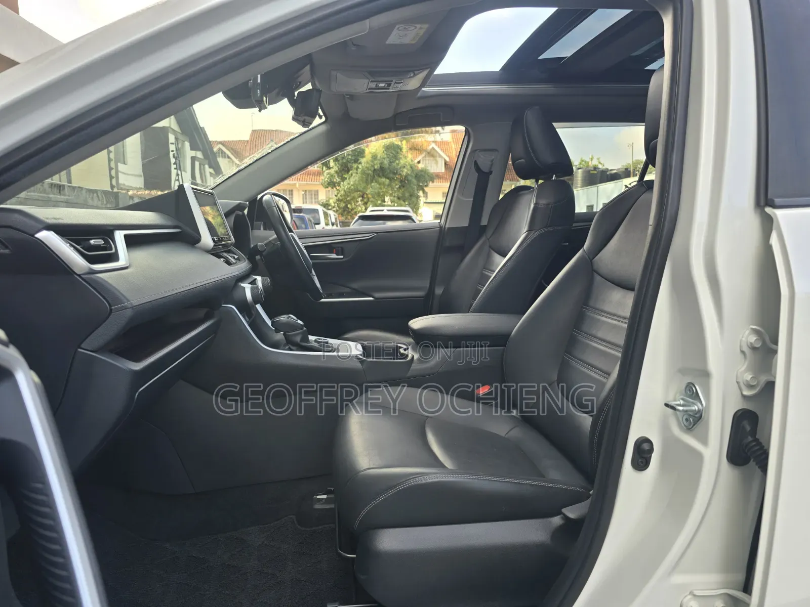Toyota RAV4 2020 White