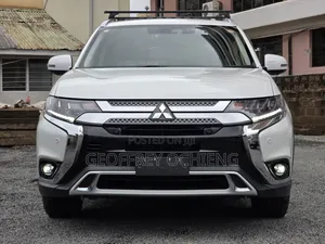 Mitsubishi Outlander 2019 White