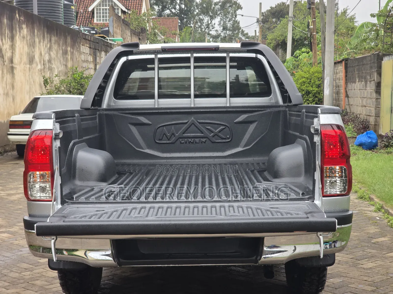Toyota Hilux 2019 Silver