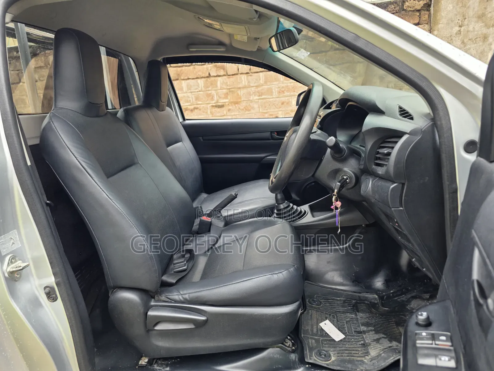 Toyota Hilux 2019 Silver