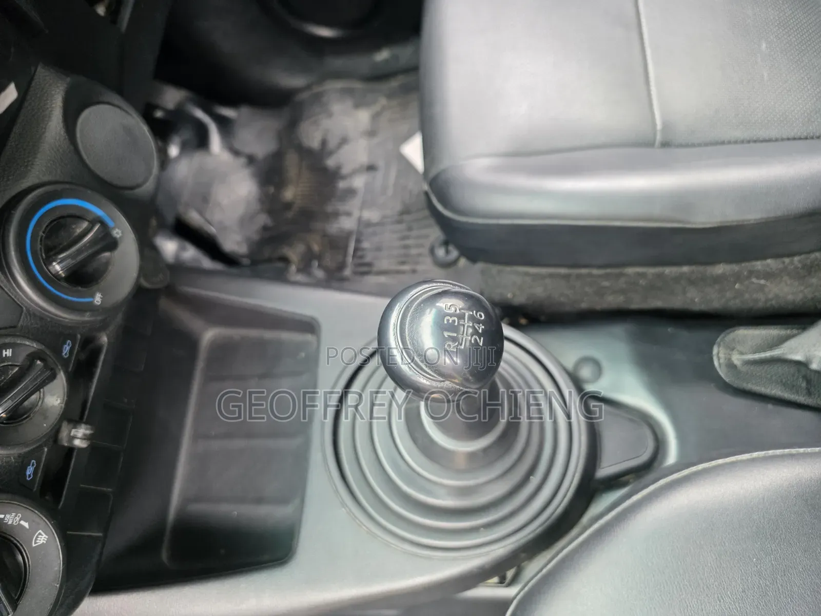 Toyota Hilux 2019 Silver