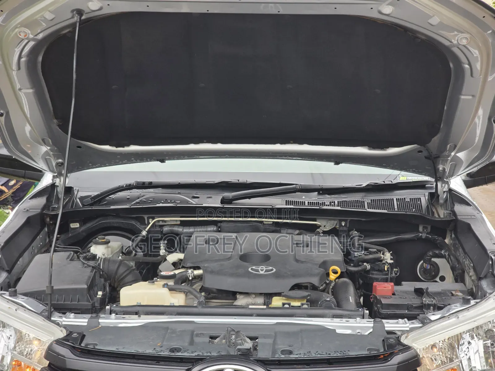 Toyota Hilux 2019 Silver