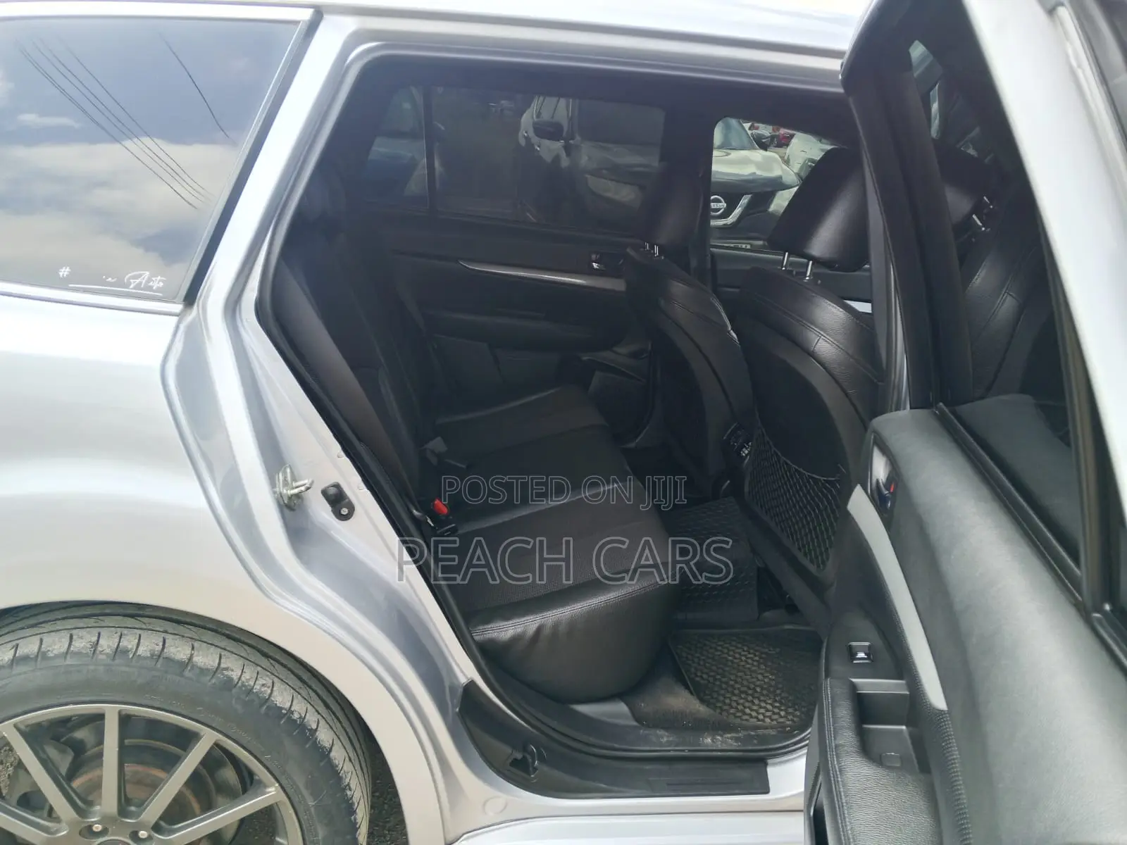 Subaru Legacy 2014 Silver