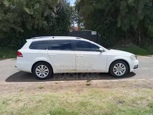 Volkswagen Passat 2014 White