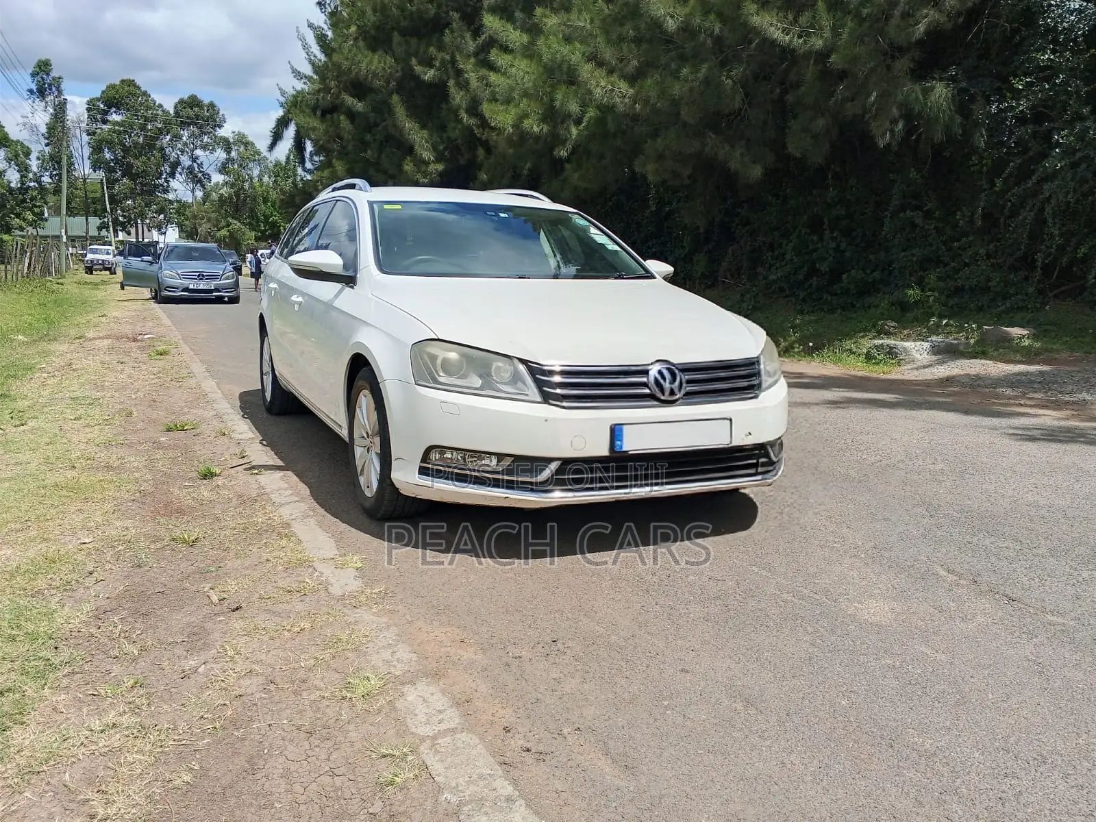 Volkswagen Passat 2014 White