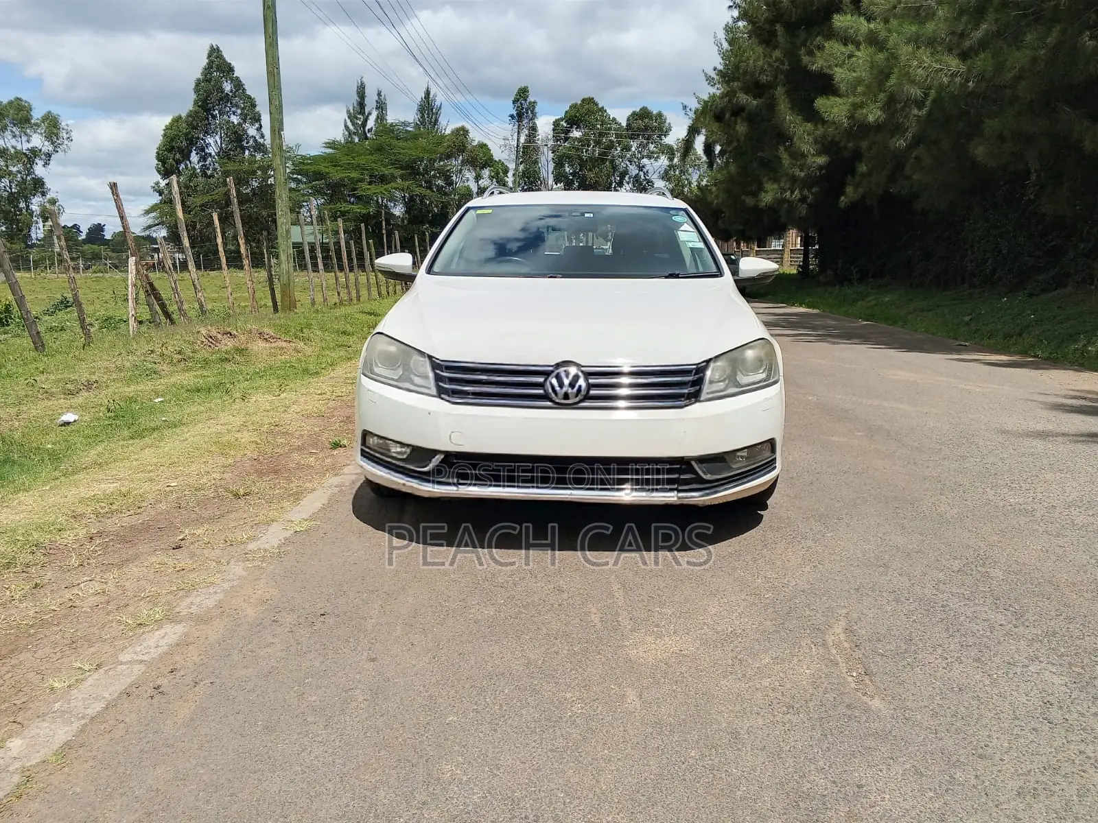 Volkswagen Passat 2014 White