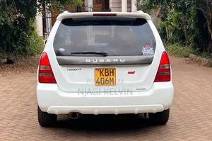 Subaru Forester Automatic 2003 White