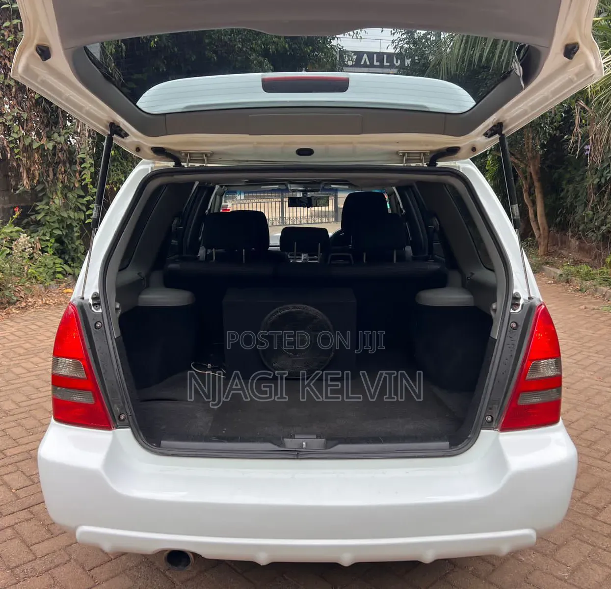 Subaru Forester Automatic 2003 White