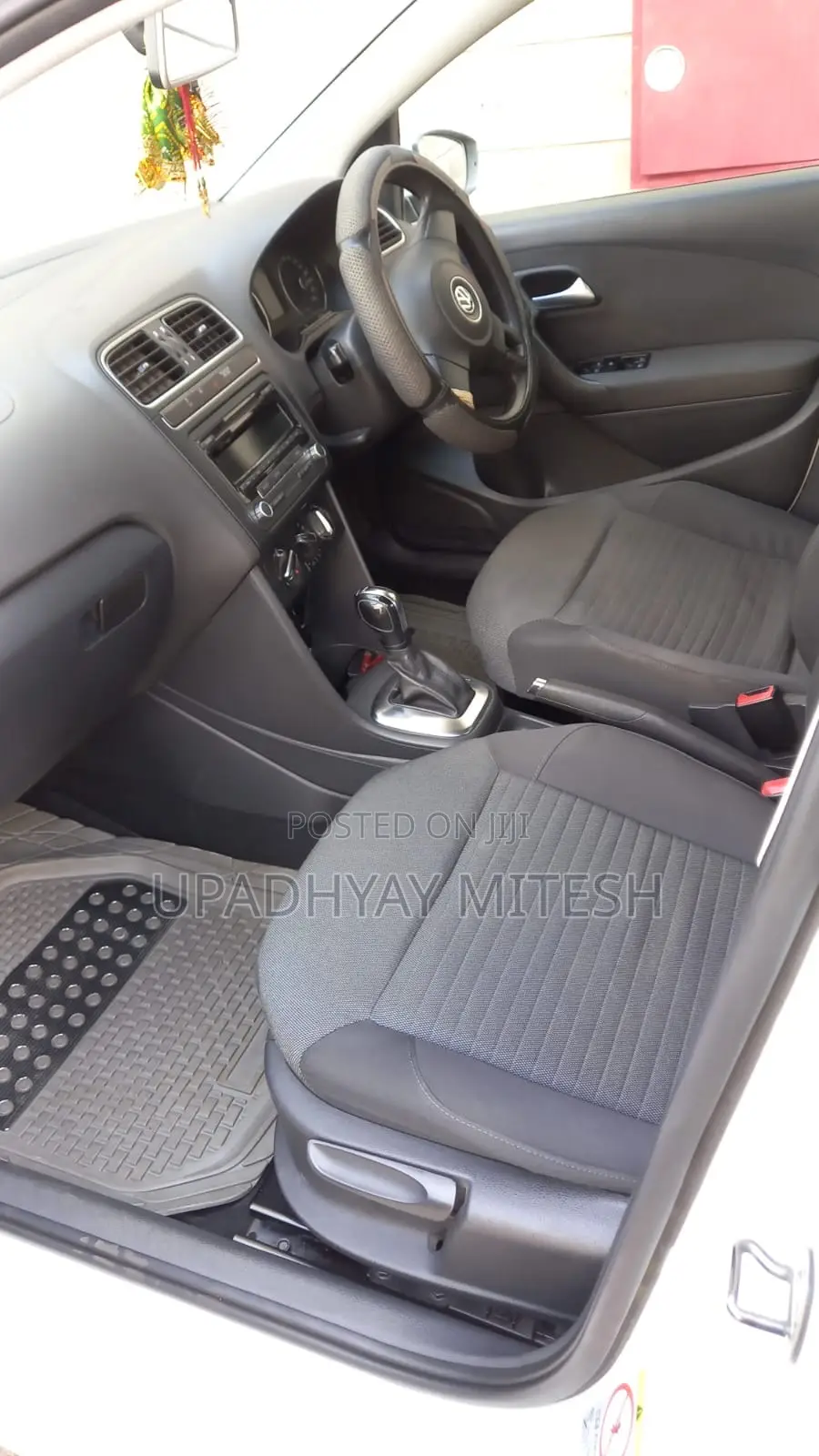 Volkswagen Polo 2012 White
