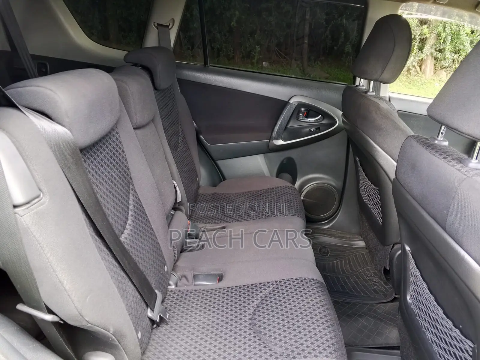 Toyota Vanguard 2012 Black