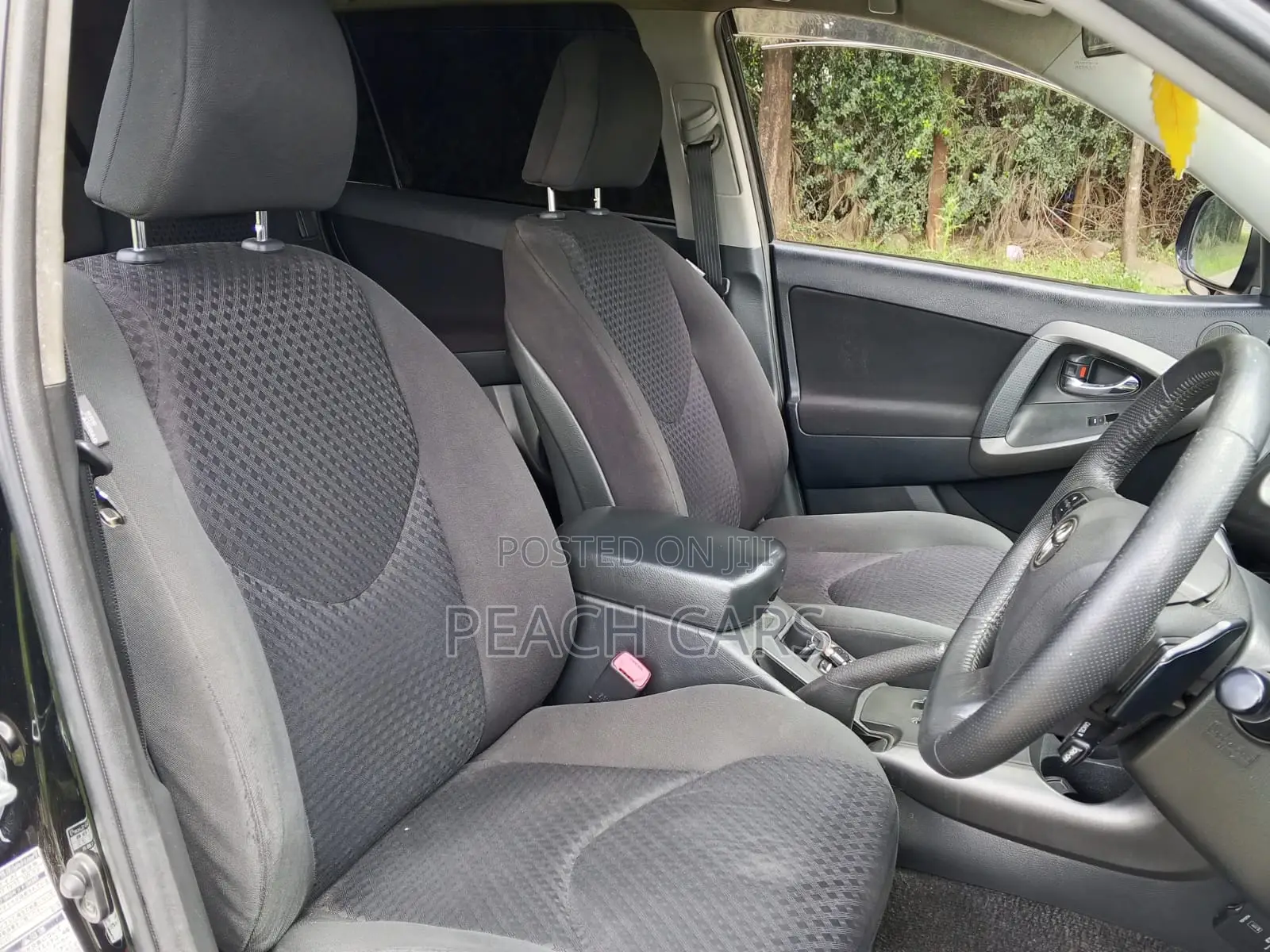 Toyota Vanguard 2012 Black