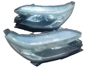 Honda Cr-v Head Lights Available
