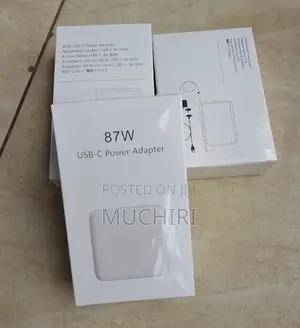 Compact Macbook Fast Charge Adapter