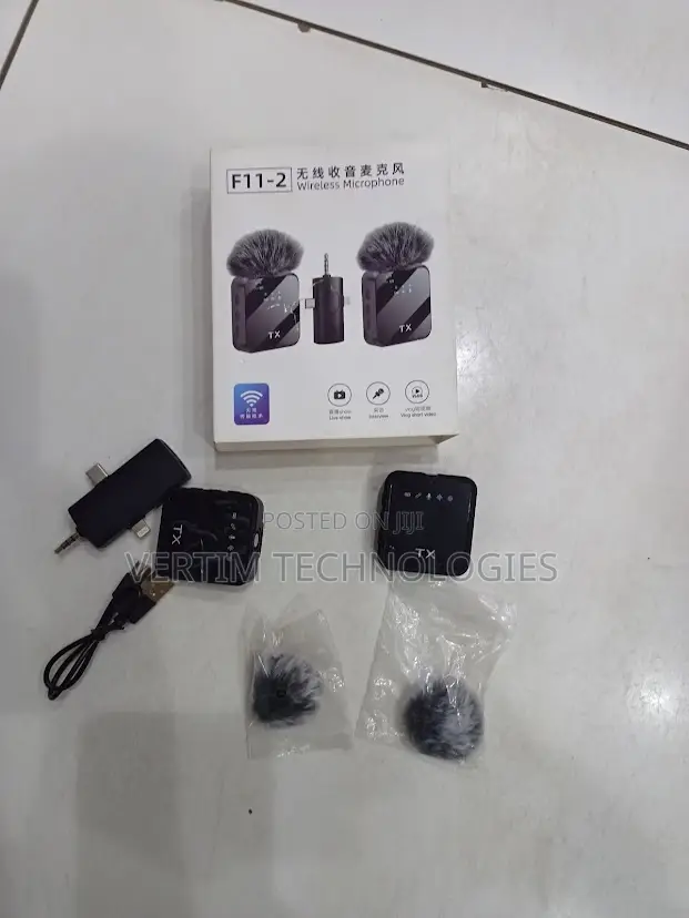 F11 Wireless Clip-on Microphone for Content Creators