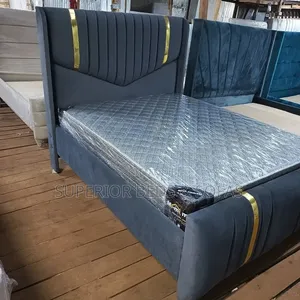 5x6 Grey Upholstered Chester Bed