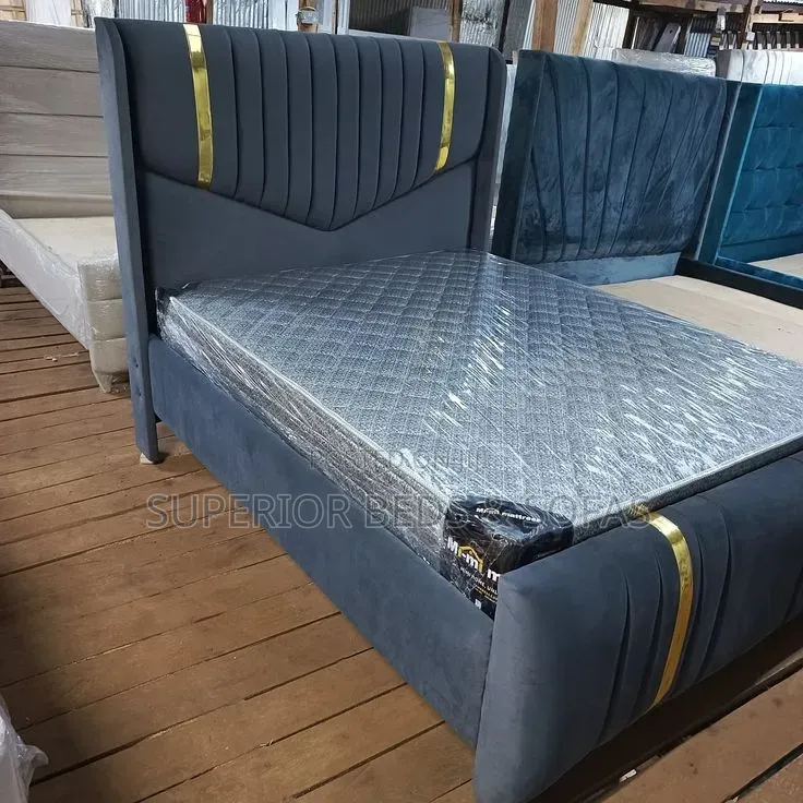 5x6 Grey Upholstered Chester Bed
