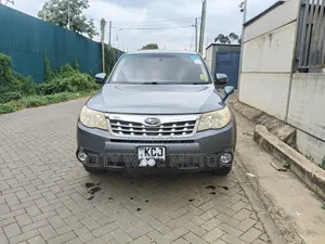 Subaru Forester 2010 Gray