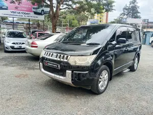 Mitsubishi Delica 2012 Black