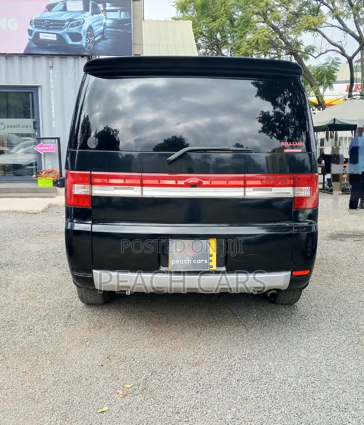 Mitsubishi Delica 2012 Black