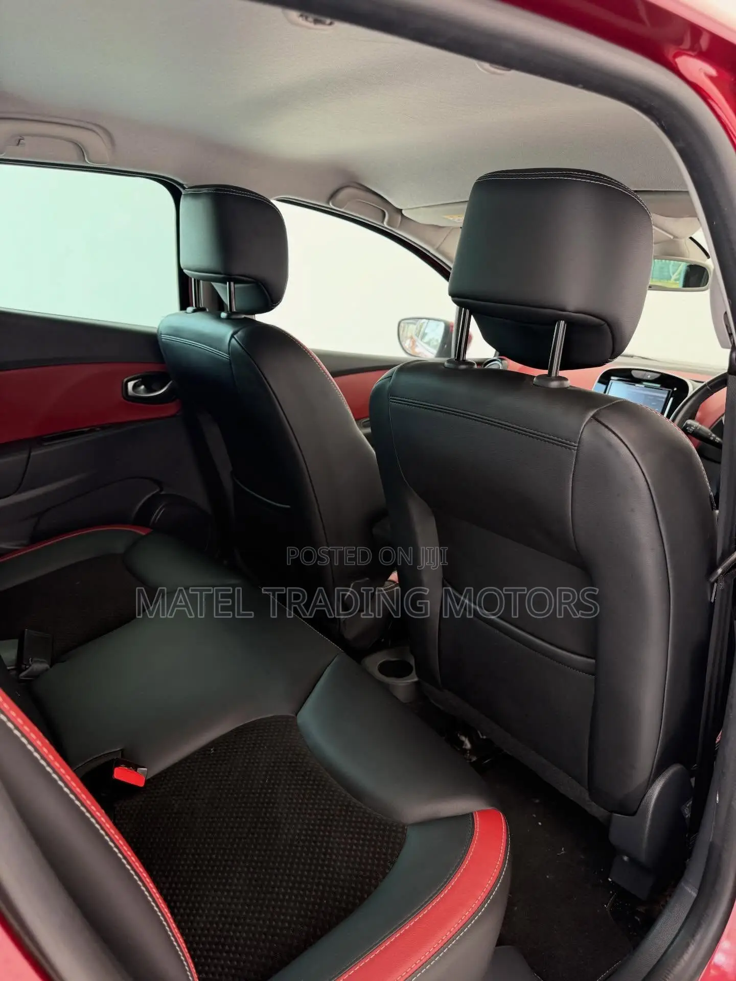 Renault Lutecia 2018 Red