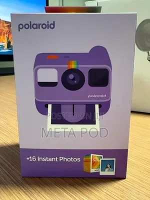 Polaroid Go Bundle Gen 2 Instant Camera + 16 Instant Photos