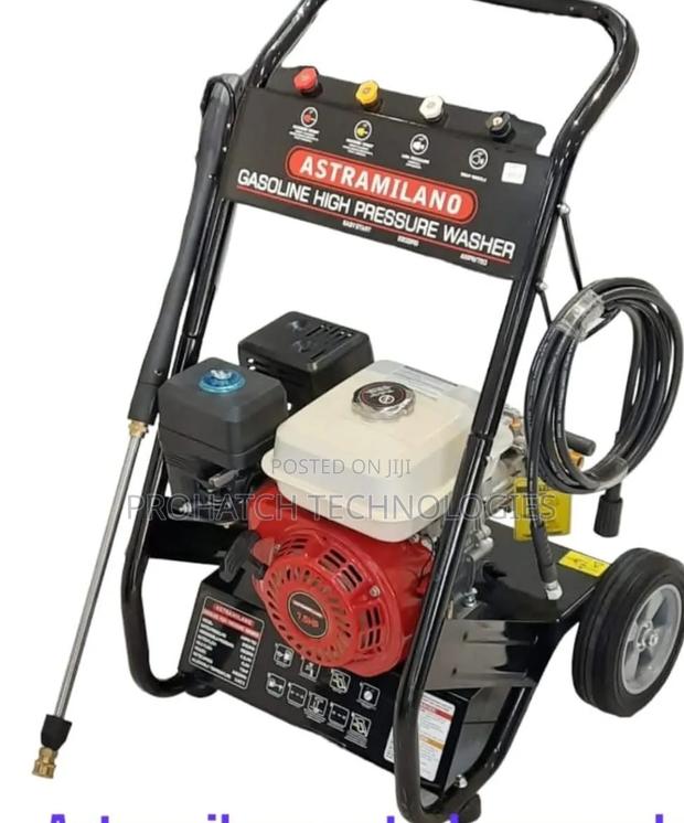 3300psi Astramilano Pressure Washer /Petrol Powered