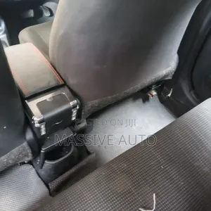 Vitz Car Armrest Console/ Armrest Console Fitted on Vitz