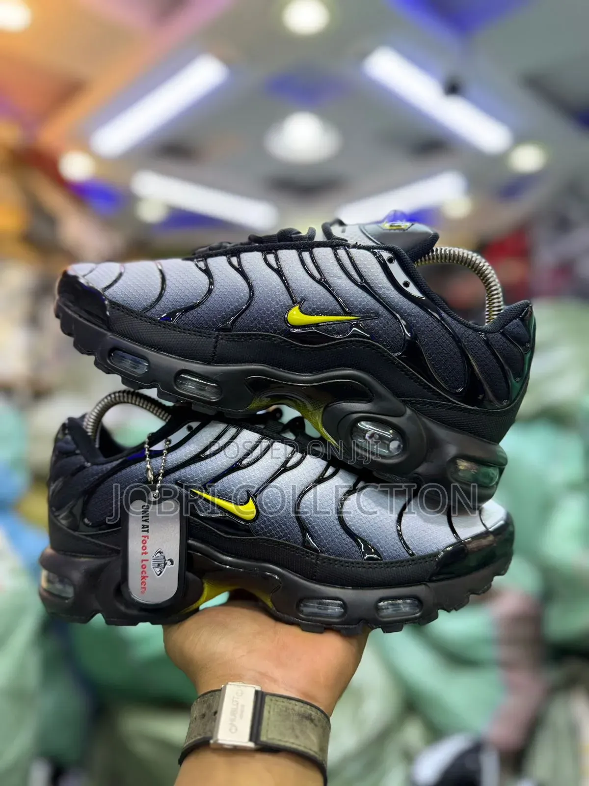 Nike Airmax Tn “ Wolf Grey Sneakers
