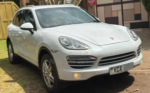 Porsche Cayenne 4dr SUV AWD (3.6L 6cyl 6M) 2014 White