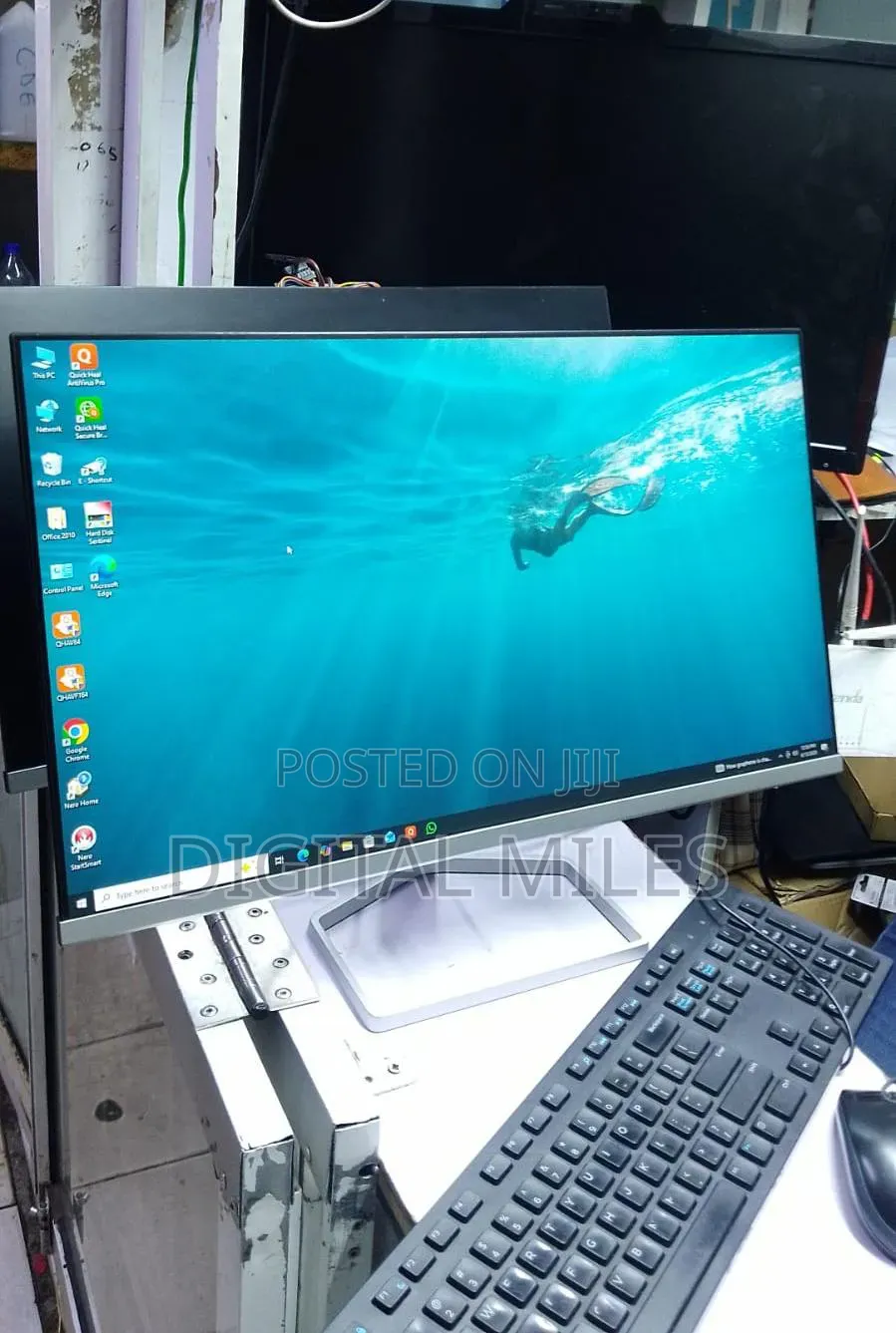Screens Edge to Edge