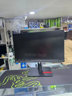 Lenovo Thinkvision T22i 21.5" Full Hd Ips Monitor Hdmi, Displayport