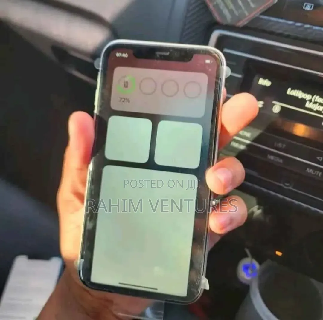 Apple iPhone 11 128 GB White