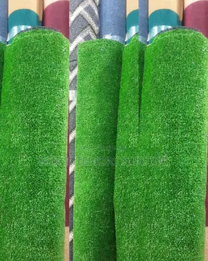 Artificial Green Grass Carpets in Lightweight Flooring