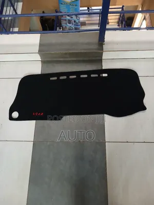 Toyota Vitz Dashboard Mat 2011-2017 – Sun Protection Dashboard Cover