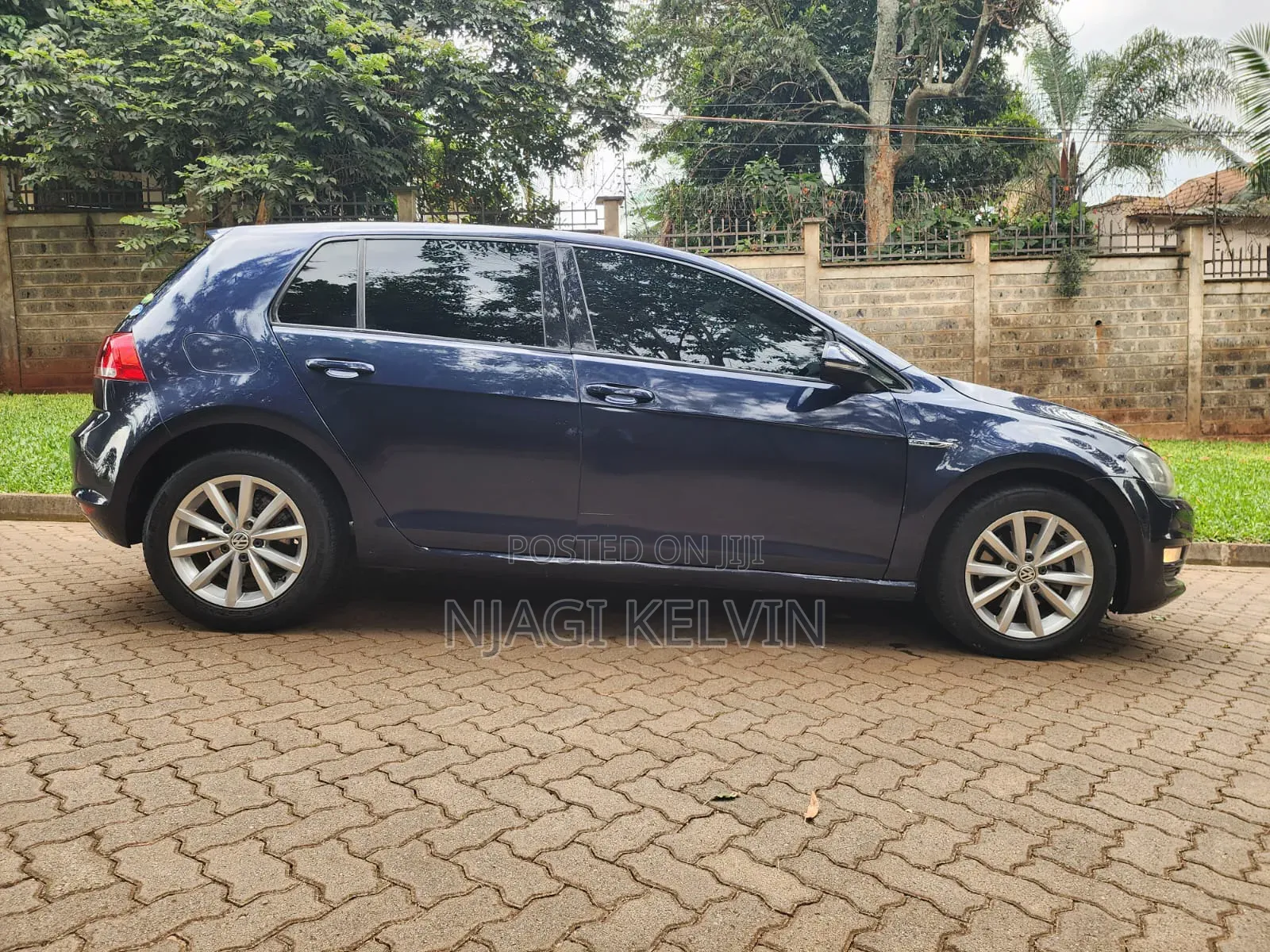 Volkswagen Golf 2016 Blue
