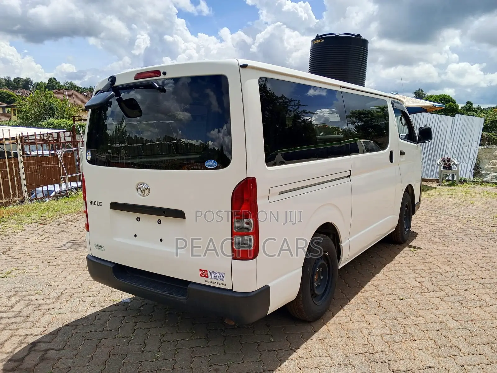 Toyota HiAce 2019 White