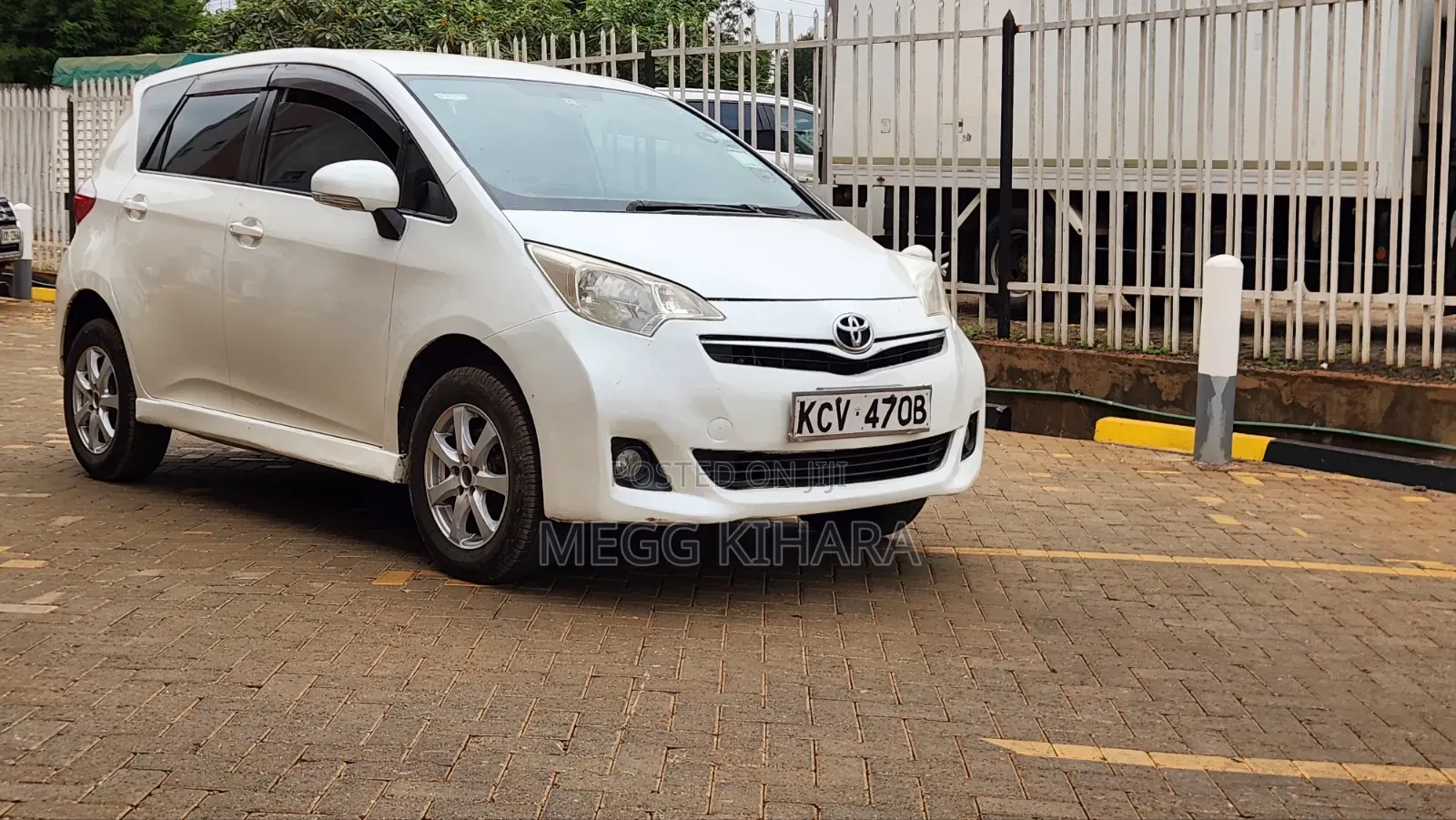 Toyota Ractis 2012 White