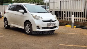 Toyota Ractis 2012 White