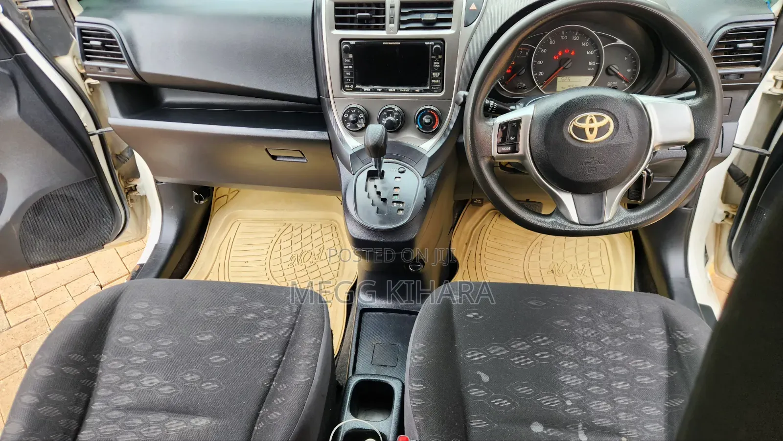 Toyota Ractis 2012 White