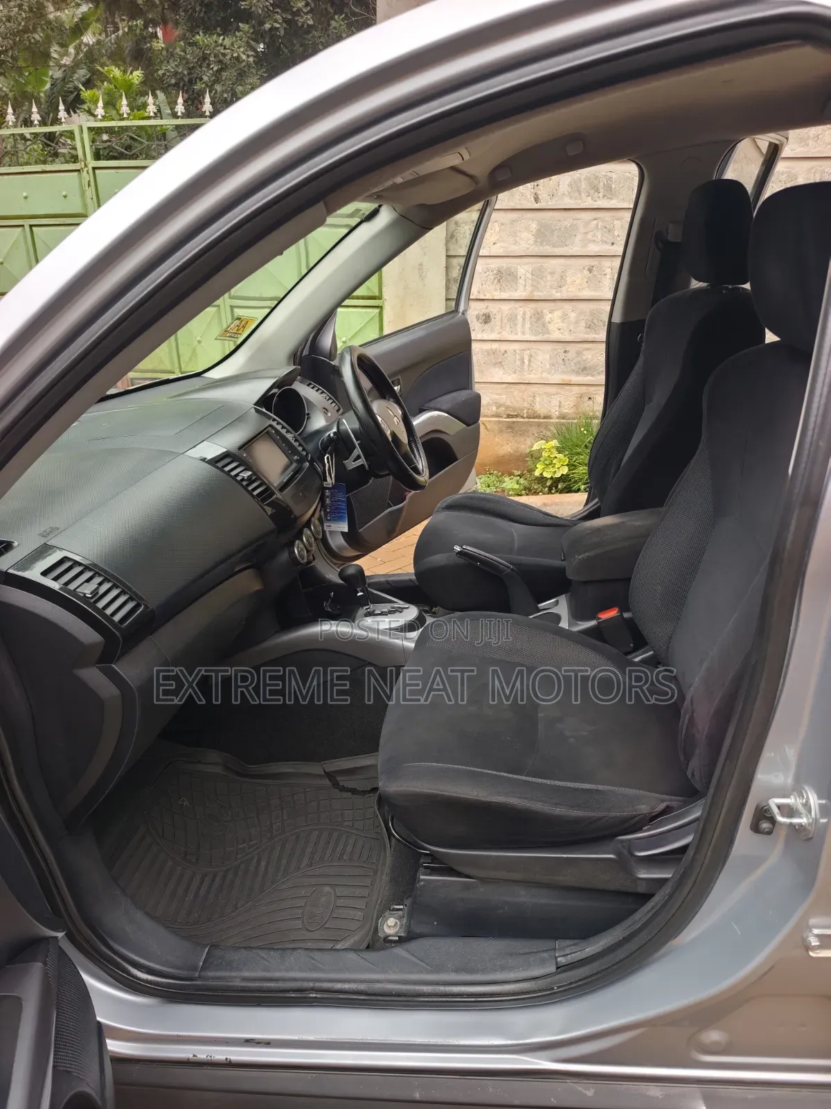 Mitsubishi Outlander 2009 Silver