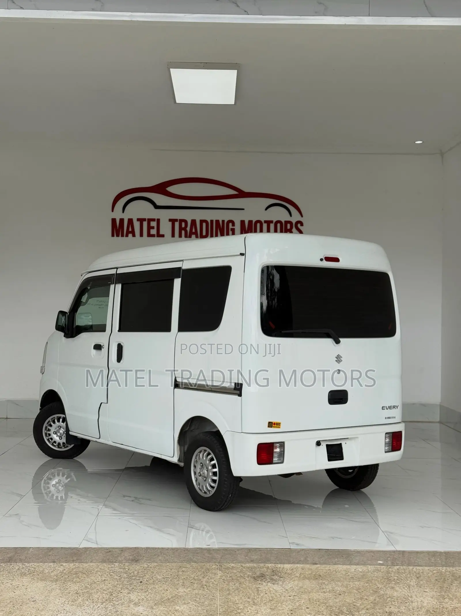 Suzuki Every Wagon 2019 White