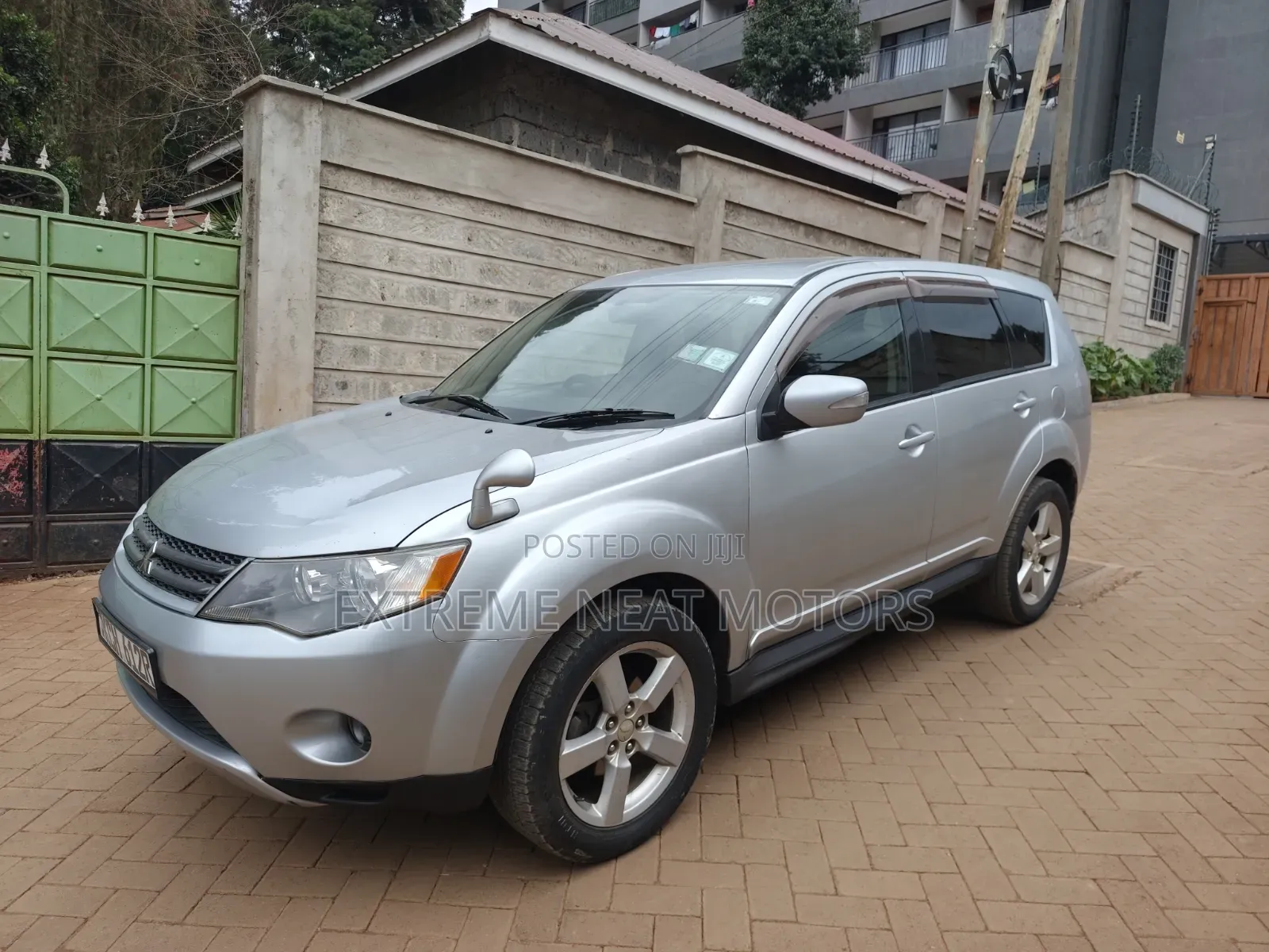 Mitsubishi Outlander 2009 Silver